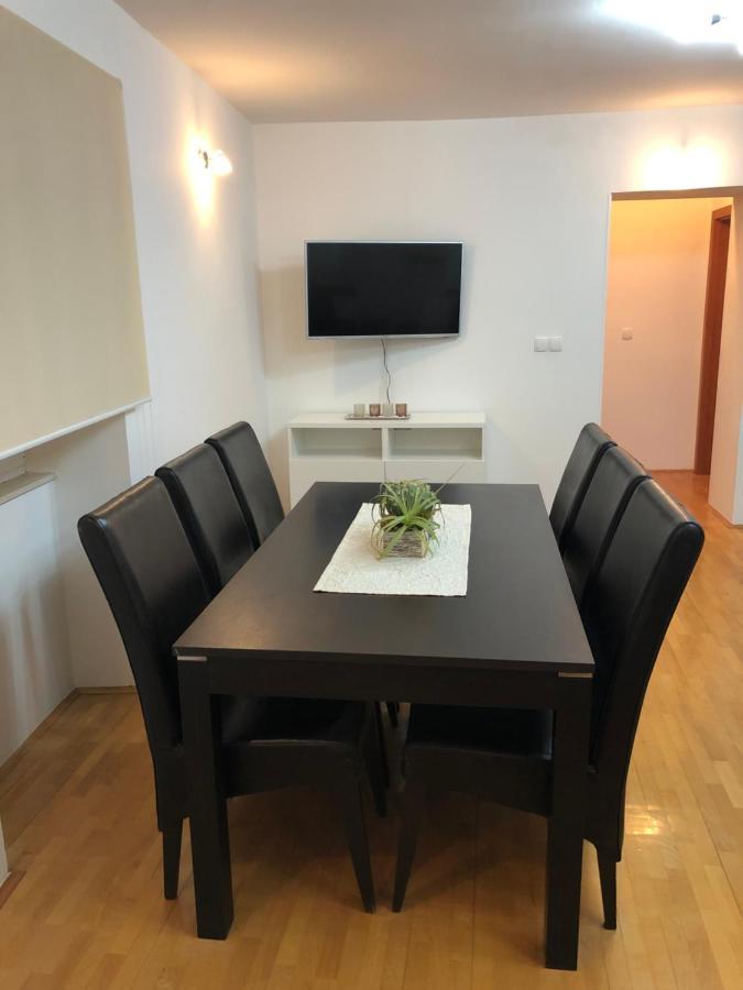 Apartments Ivana Rab Rab Town Eksteriør billede